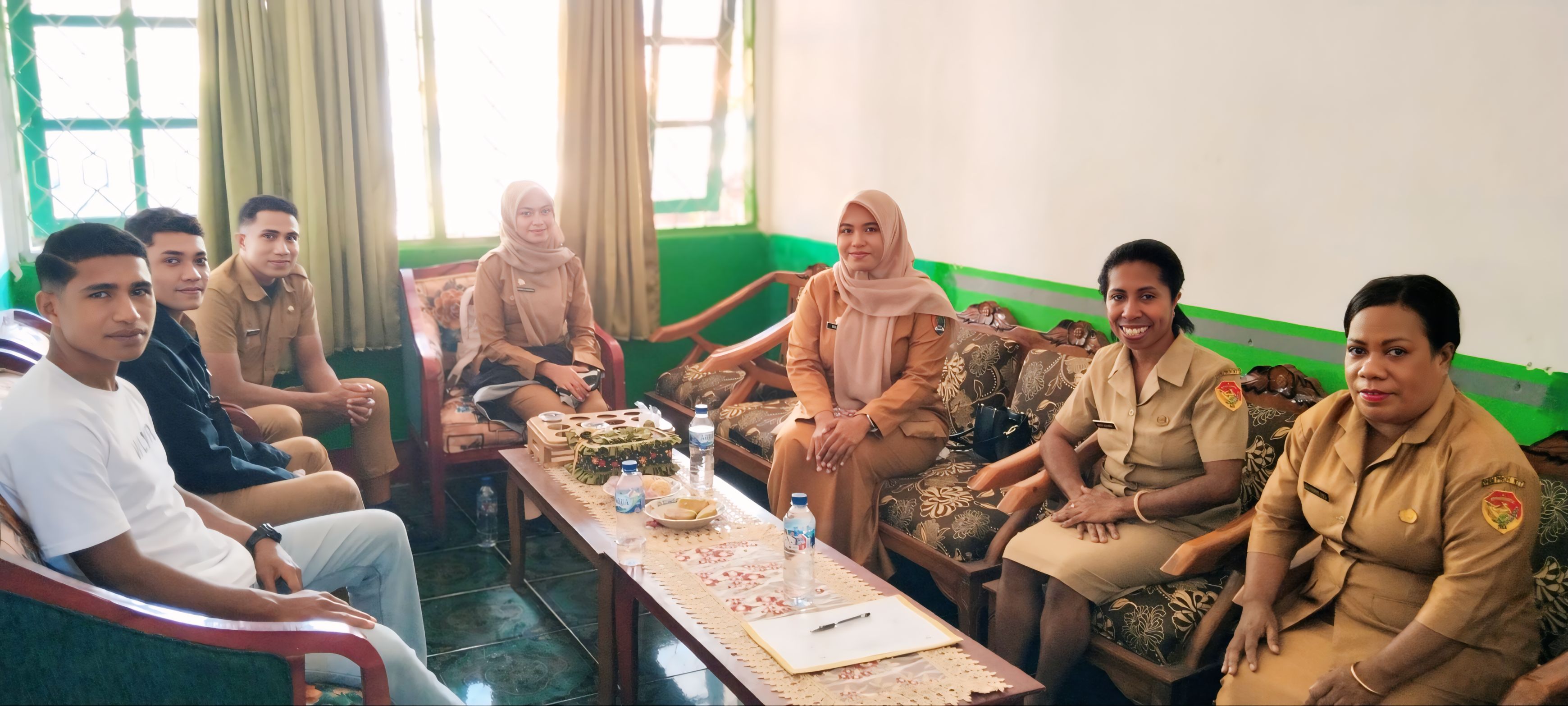 Alumni Sekolah Kedinasan IPDN Alor Sebagai Pemateri MPLS SMA Negeri 1 Alor Barat Daya