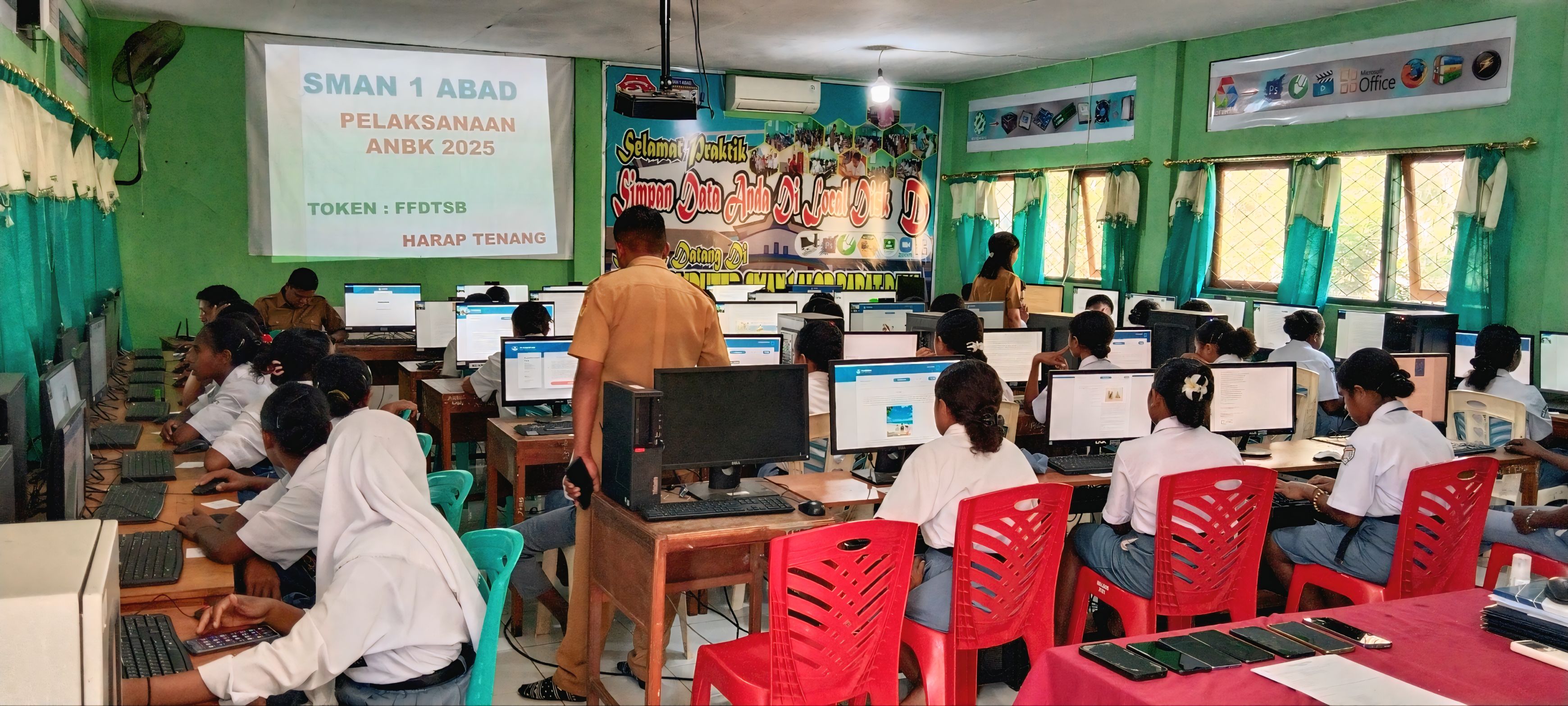 Pelaksanaan ANBK SMA Negeri 1 Alor Barat Daya Tahun 2025